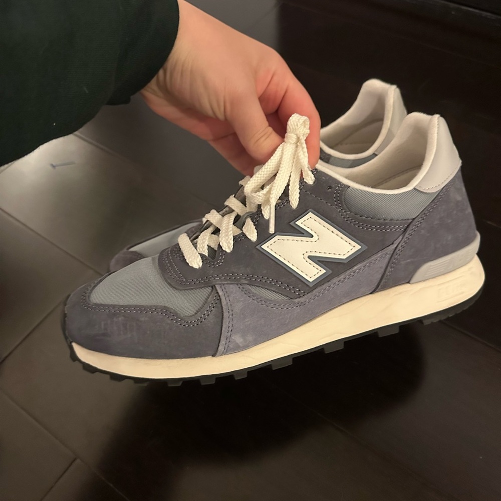 New Balance Women’s 10 Sneakers